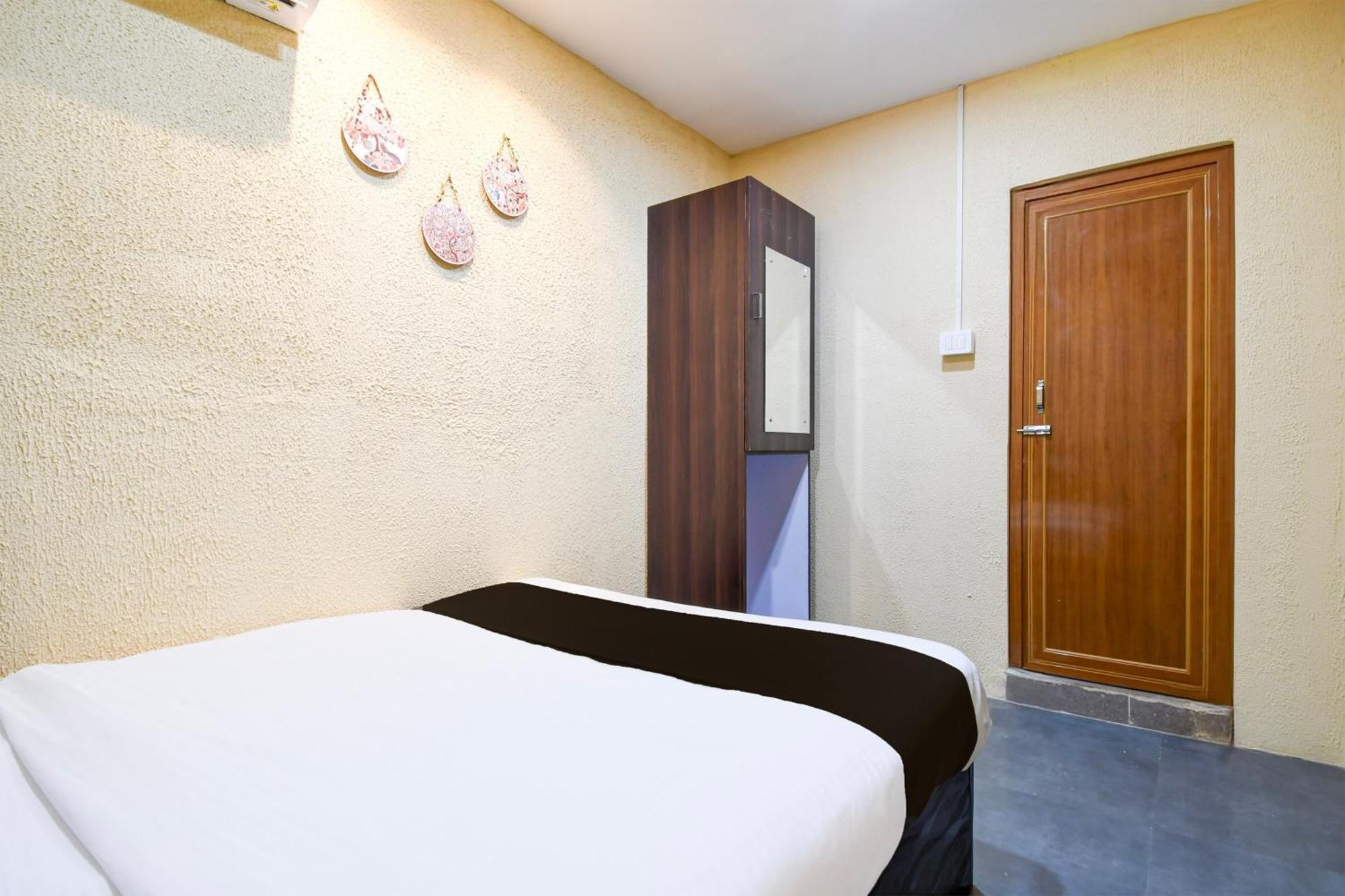 Super Hotel O Pra Guest House Bhubaneswar Eksteriør billede